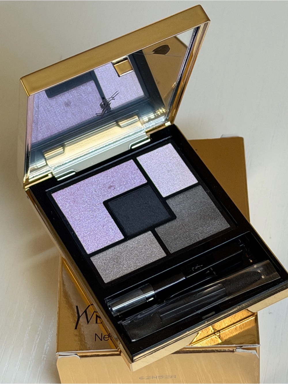 Yves Saint Laurent Couture Palette - Picture 5 of 10